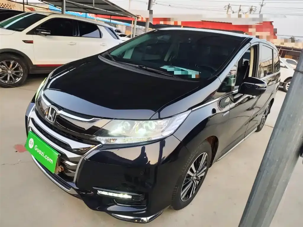 Honda Odyssey — фото 1