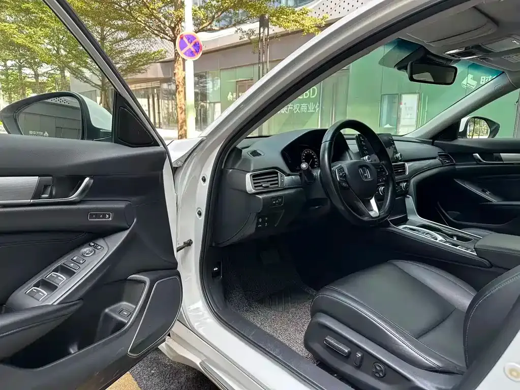 Honda Accord 2021 из CN, фото 4