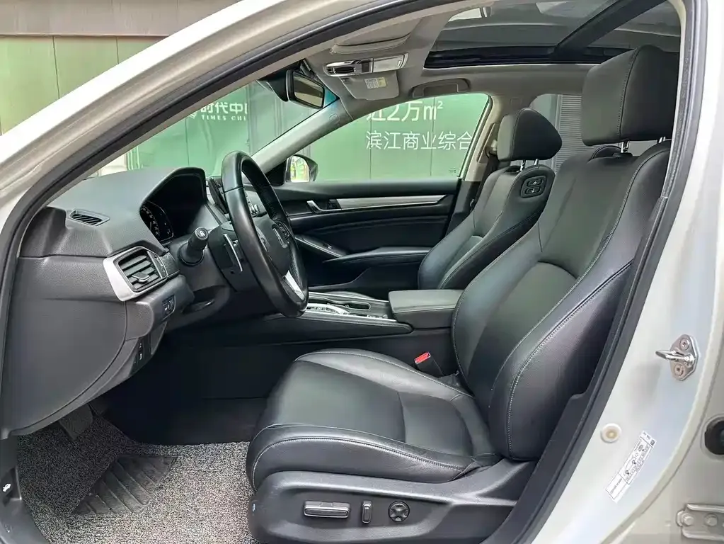 Honda Accord 2021 из CN, фото 3