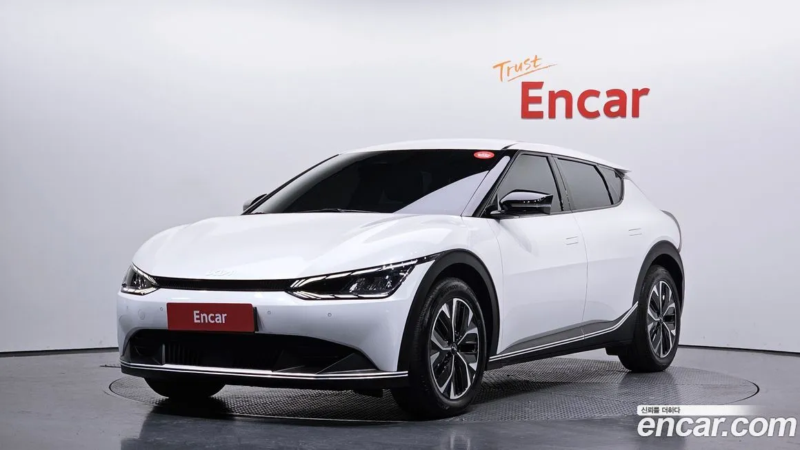 Kia EV6 2023 из KR, фото 1
