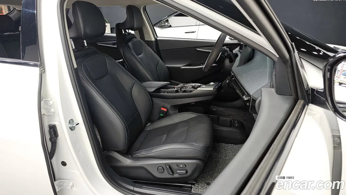 Kia EV6 2023 из KR, фото 8