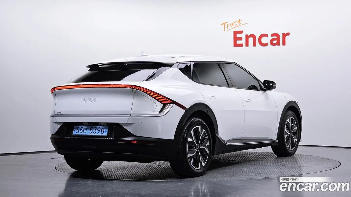Kia EV6 2023 из KR, фото 3