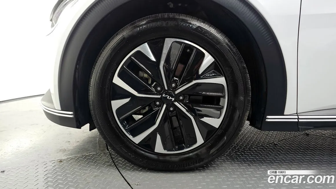 Kia EV6 2023 из KR, фото 10