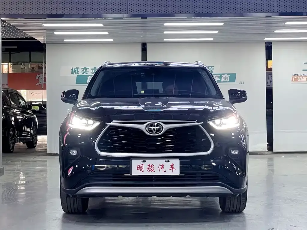 Toyota Highlander 2024 из CN, фото 8