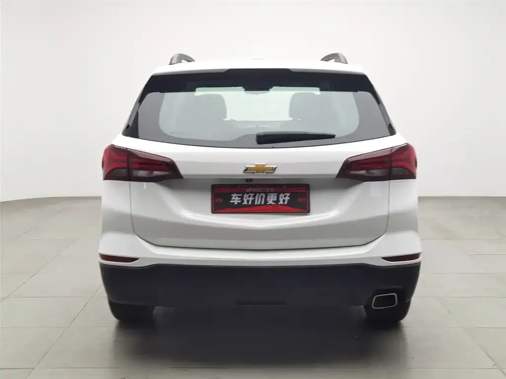 Chevrolet Equinox 2023 из CN, фото 2
