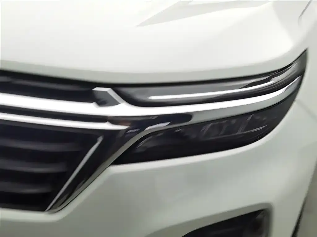 Chevrolet Equinox 2023 из CN, фото 8
