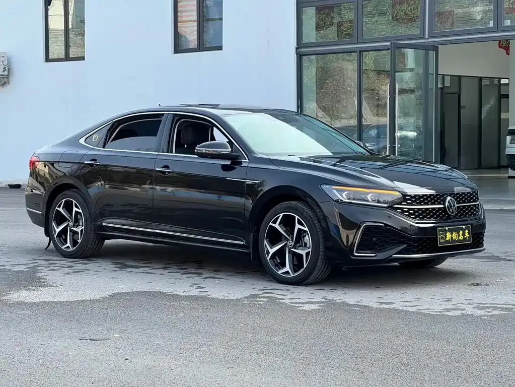 Volkswagen Passat 2024 из CN, фото 1