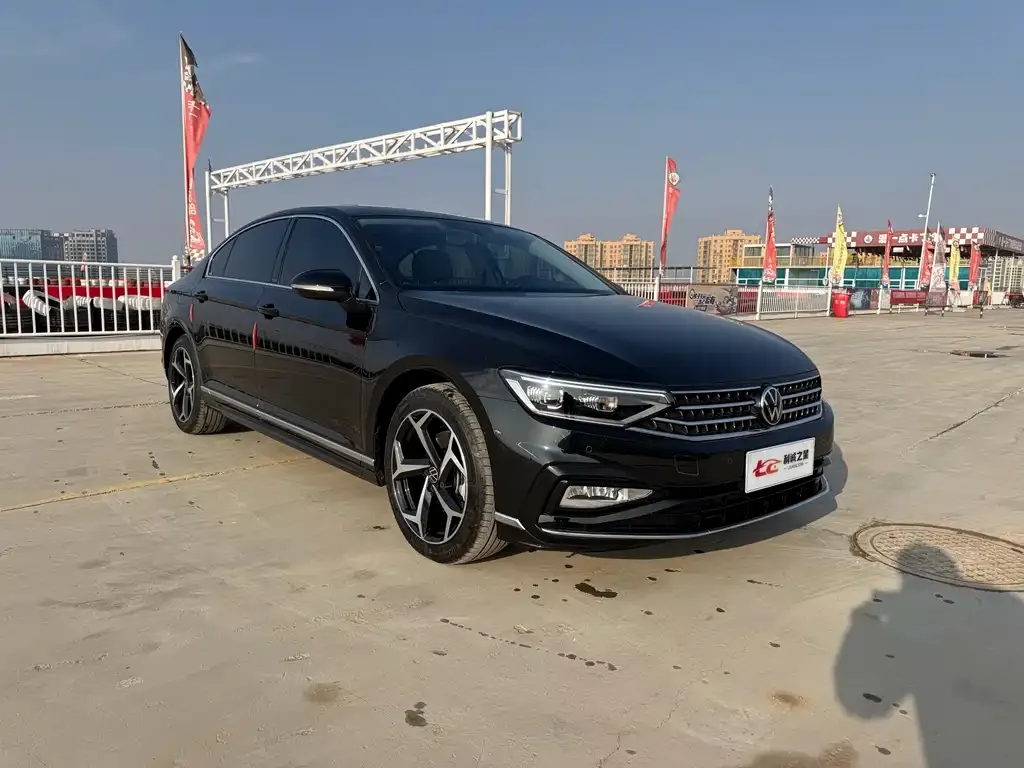 Volkswagen Magotan 2024 из CN, фото 3