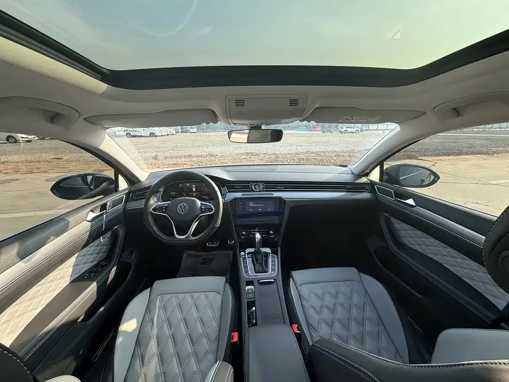 Volkswagen Magotan 2024 из CN, фото 6
