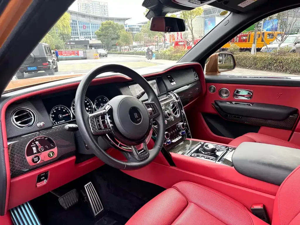 Rolls-Royce Cullinan 2021 из CN, фото 9