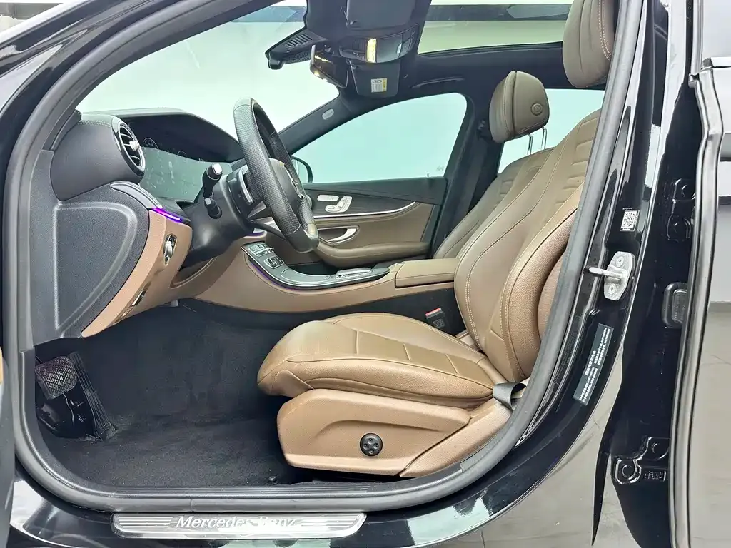 Mercedes-Benz E-Class 2023 из CN, фото 8