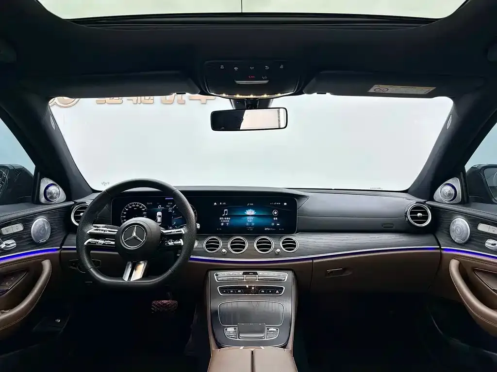 Mercedes-Benz E-Class 2023 из CN, фото 2