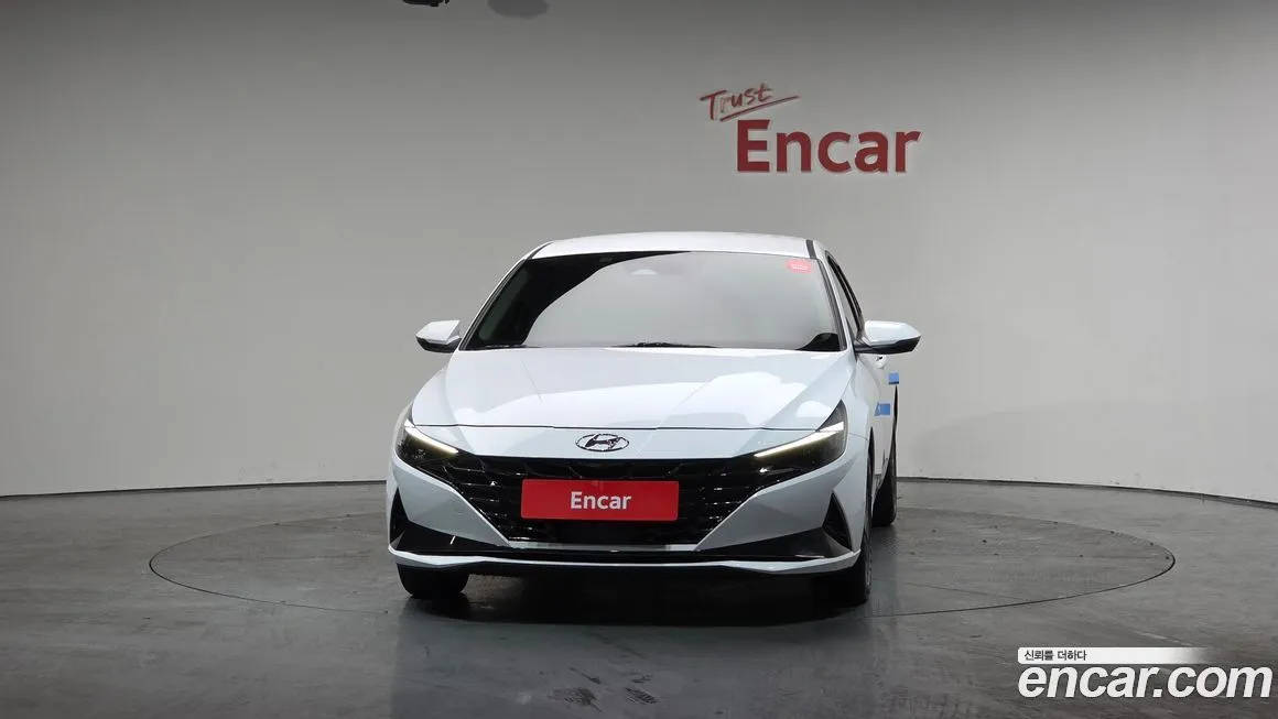 Hyundai AVANTE 2023 из KR, фото 3