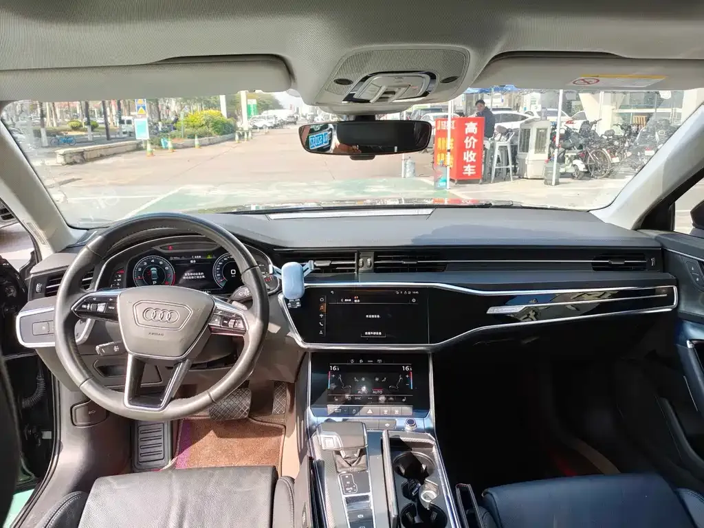 Audi A6L 2021 из CN, фото 6