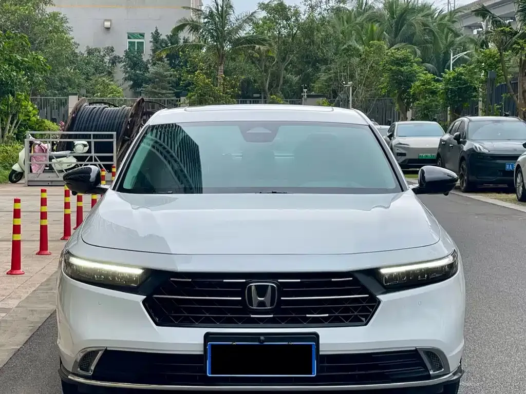 Honda Accord 2024 из CN, фото 2