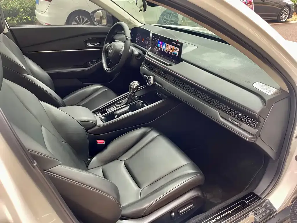 Honda Accord 2024 из CN, фото 4
