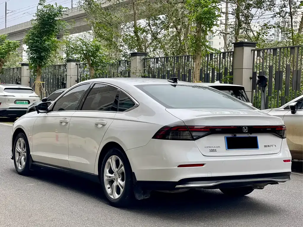 Honda Accord 2024 из CN, фото 7