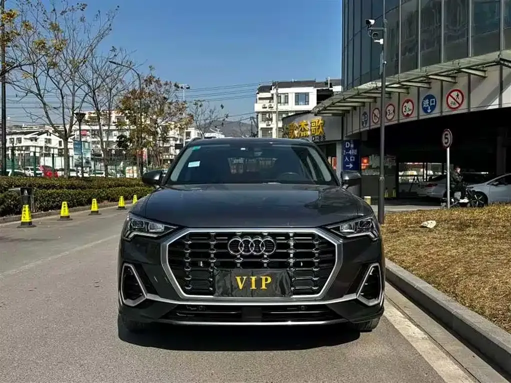 Audi Q3 2021 из CN, фото 7