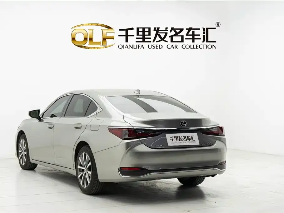 Lexus ES — фото 3