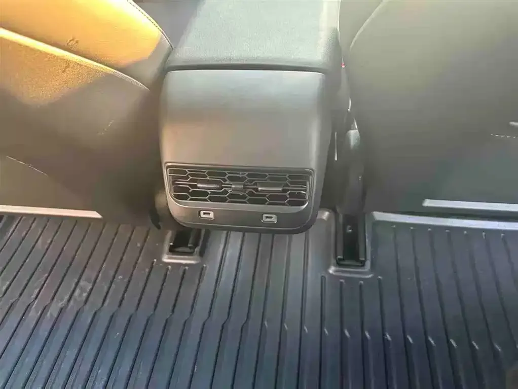 Tesla Model 3 2023 из CN, фото 7