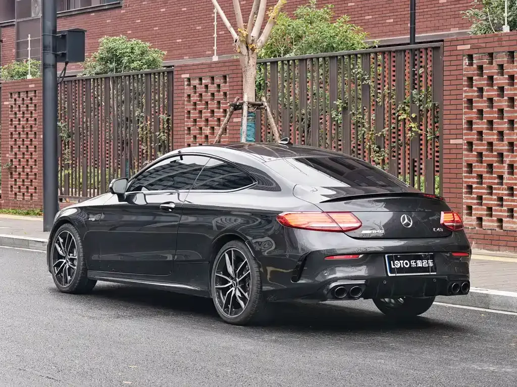 Mercedes-Benz C-Class AMG — фото 9