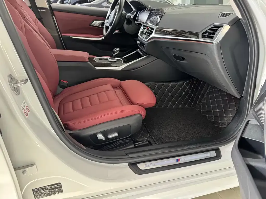 BMW 3 Series 2021 из CN, фото 5