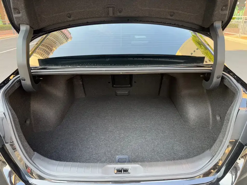 Nissan Teana 2024 из CN, фото 3