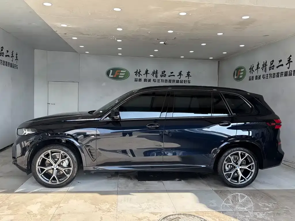 BMW X5 2025 из CN, фото 3