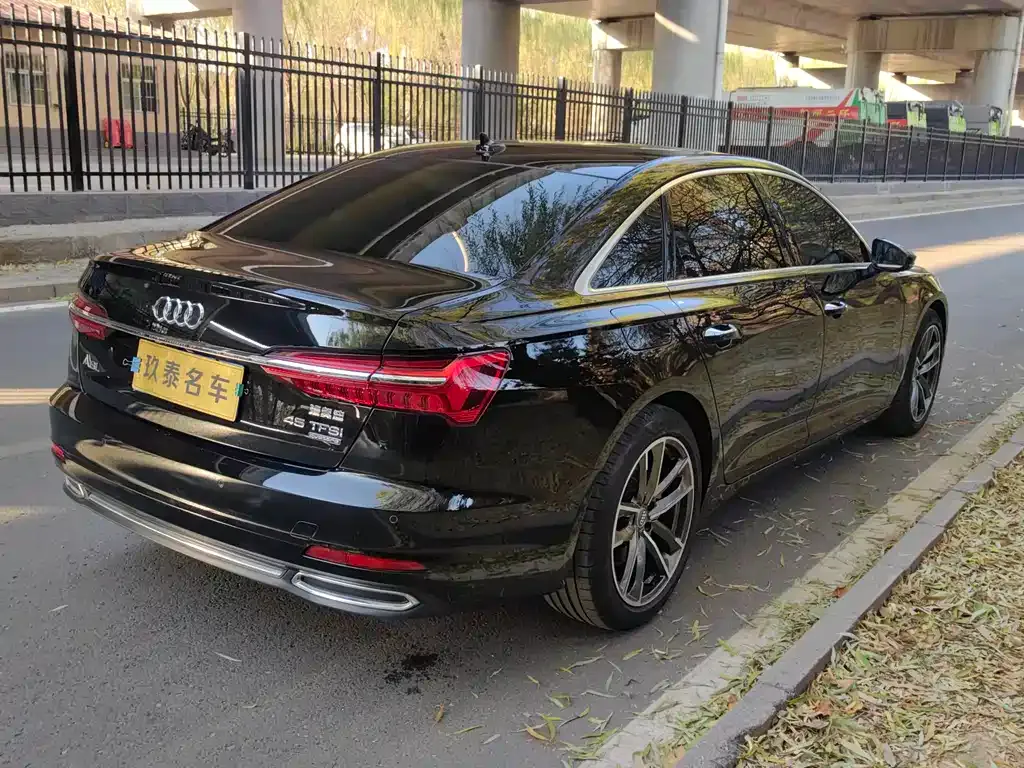 Audi A6L 2022 из CN, фото 5