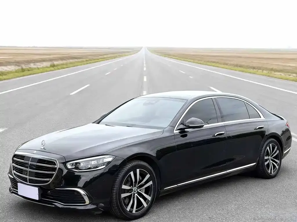 Mercedes-Benz S-Class — фото 1