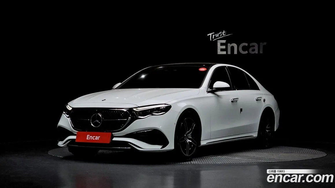 Mercedes-Benz E-Class — фото 1