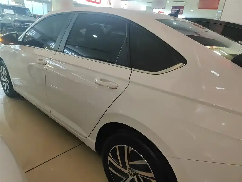 Volkswagen Lavida 2024 из CN, фото 5