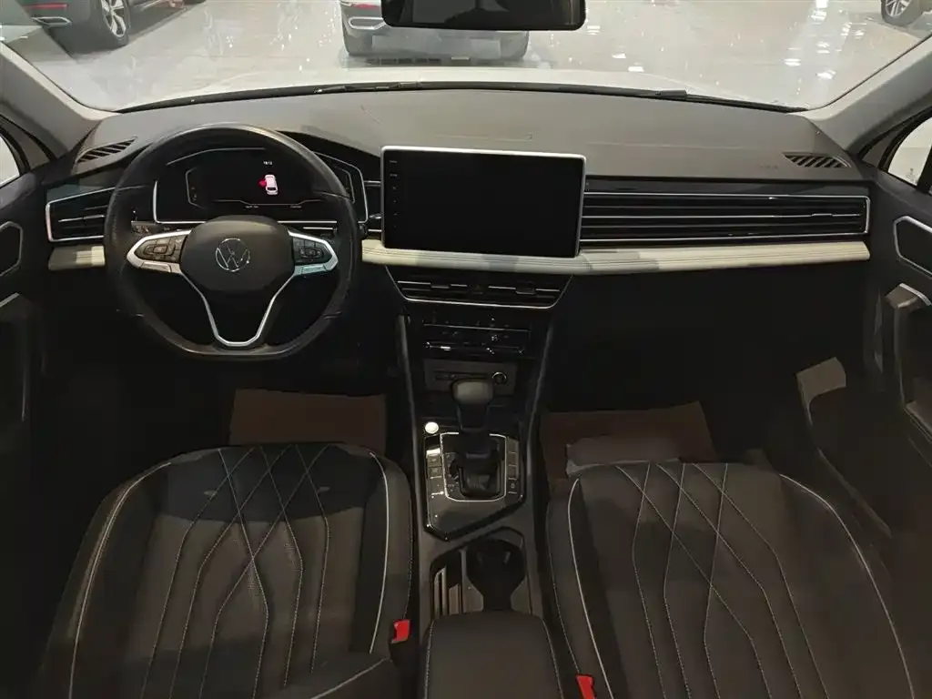 Volkswagen Tiguan L 2023 из CN, фото 3