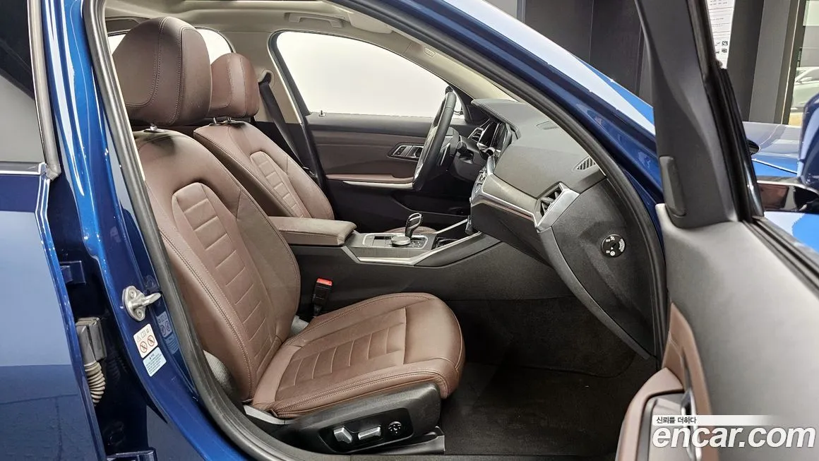 BMW 3-Series 2021 из KR, фото 4