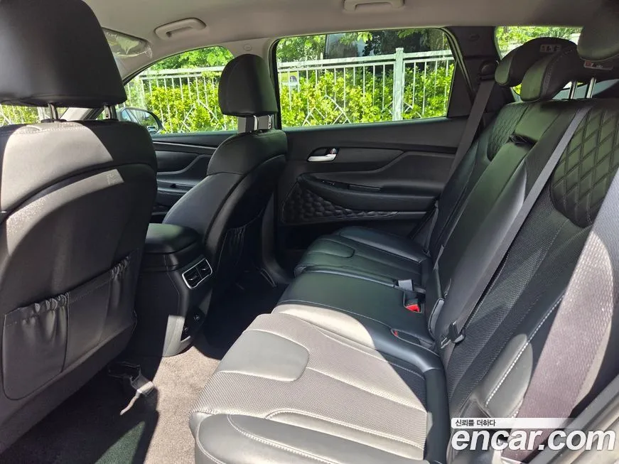 Hyundai Santafe 2023 из KR, фото 2