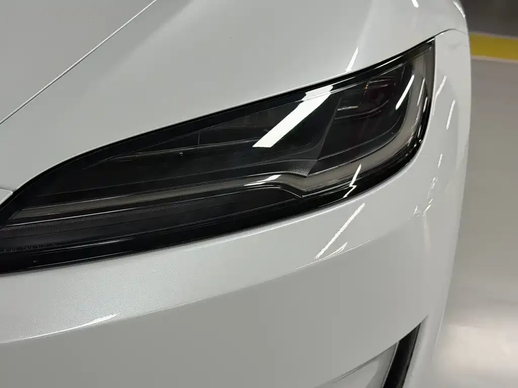 Tesla Model 3 — фото 2