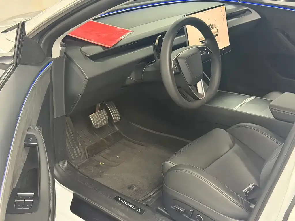 Tesla Model 3 — фото 6