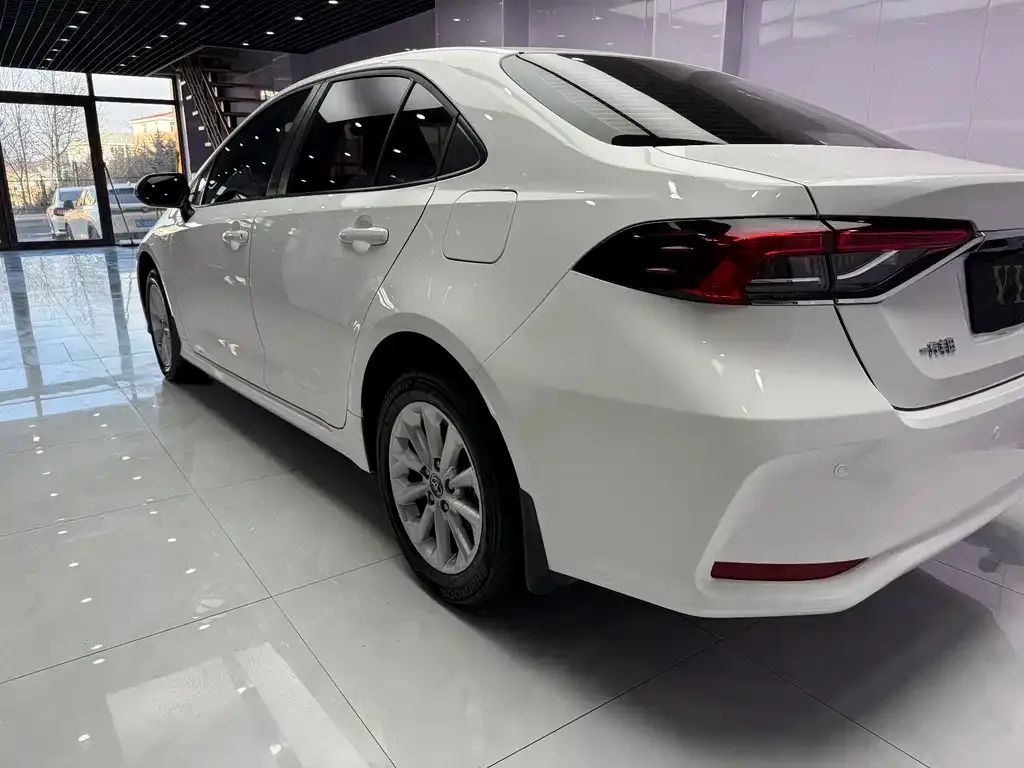Toyota Corolla 2022 из CN, фото 6