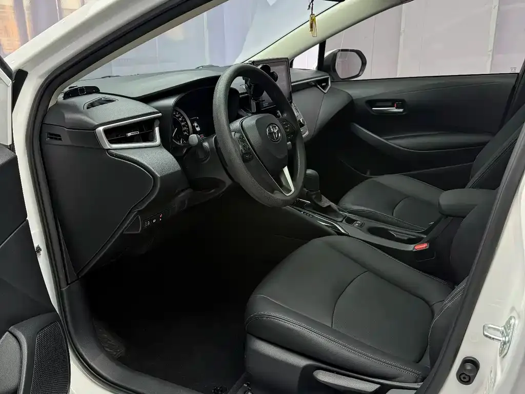 Toyota Corolla 2022 из CN, фото 7