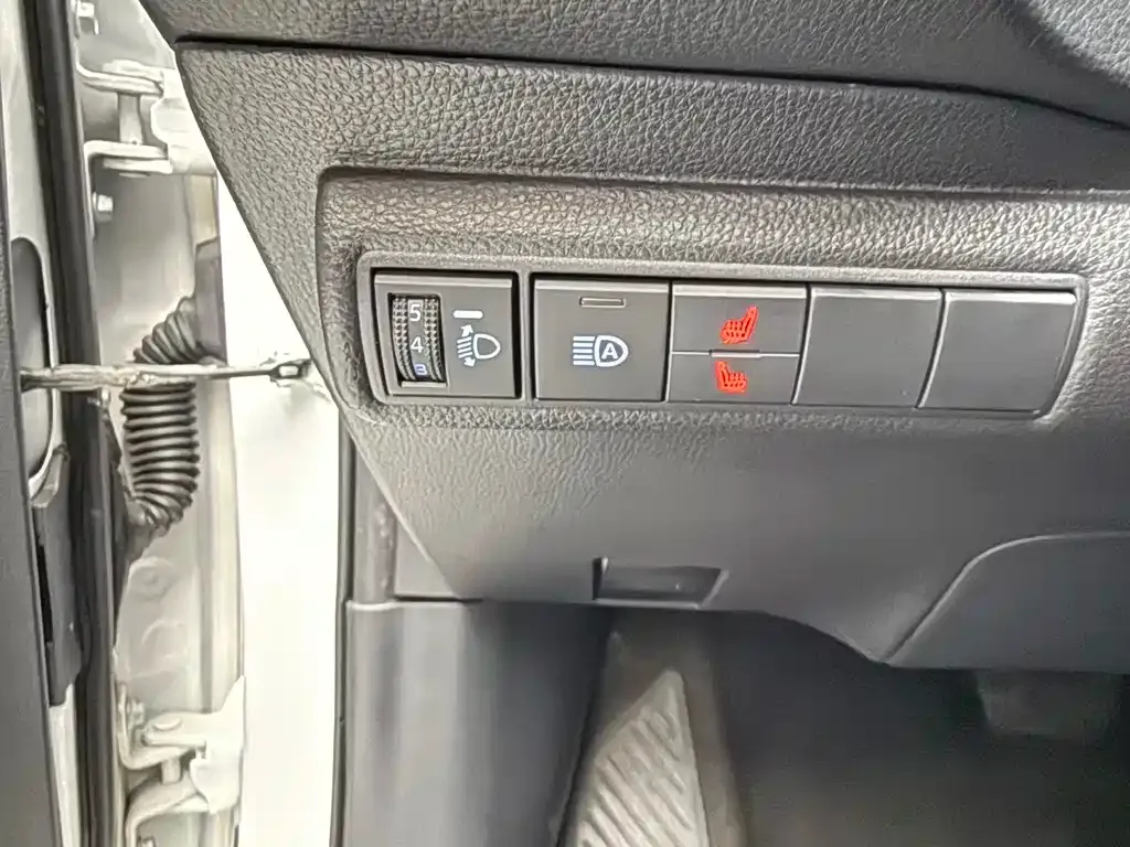 Toyota Corolla 2022 из CN, фото 8