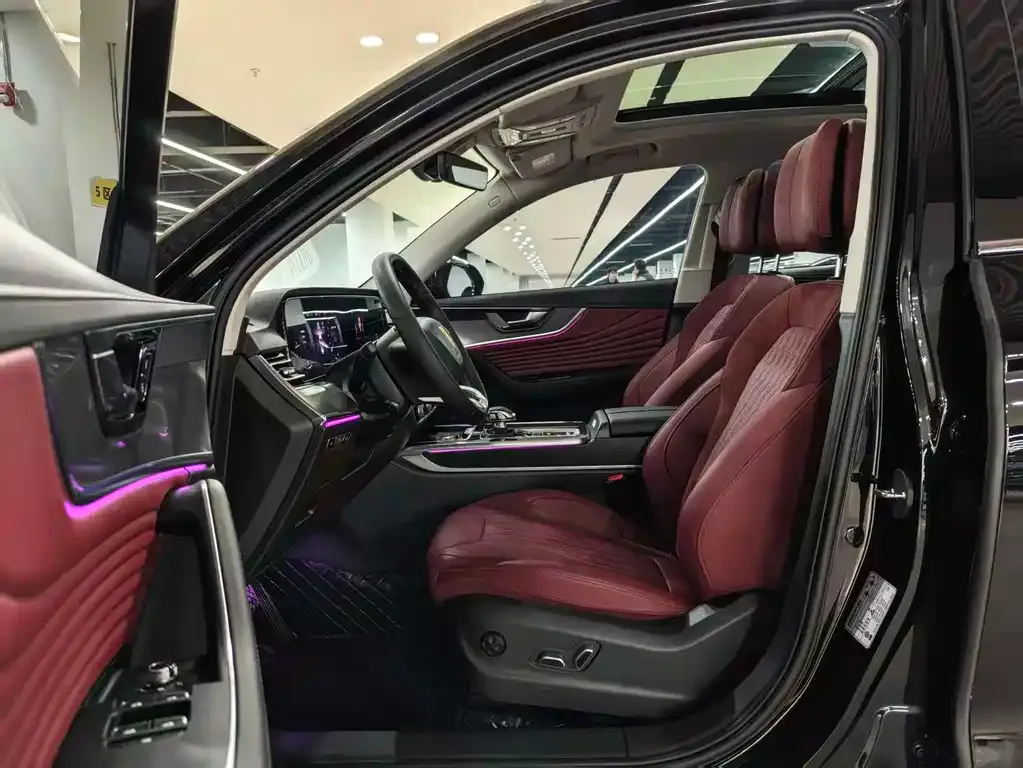 Hongqi HS5 2024 из CN, фото 2