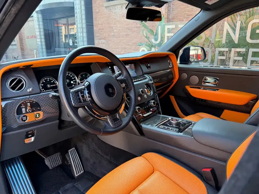 Rolls-Royce Cullinan 2023 из CN, фото 7