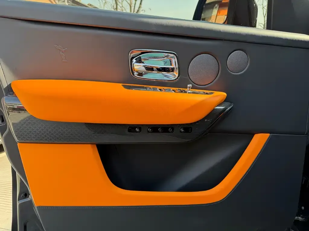 Rolls-Royce Cullinan 2023 из CN, фото 2