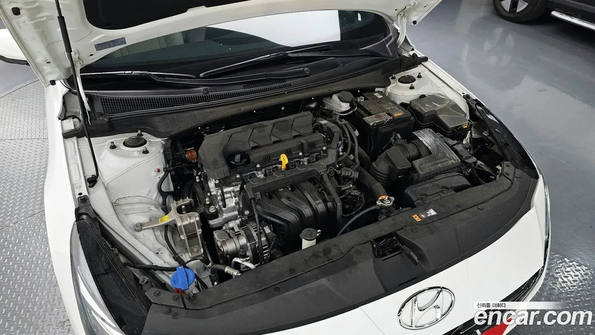 Hyundai AVANTE 2023 из KR, фото 10
