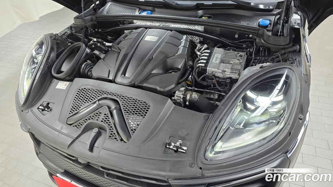 Porsche Macan 2023 из KR, фото 6