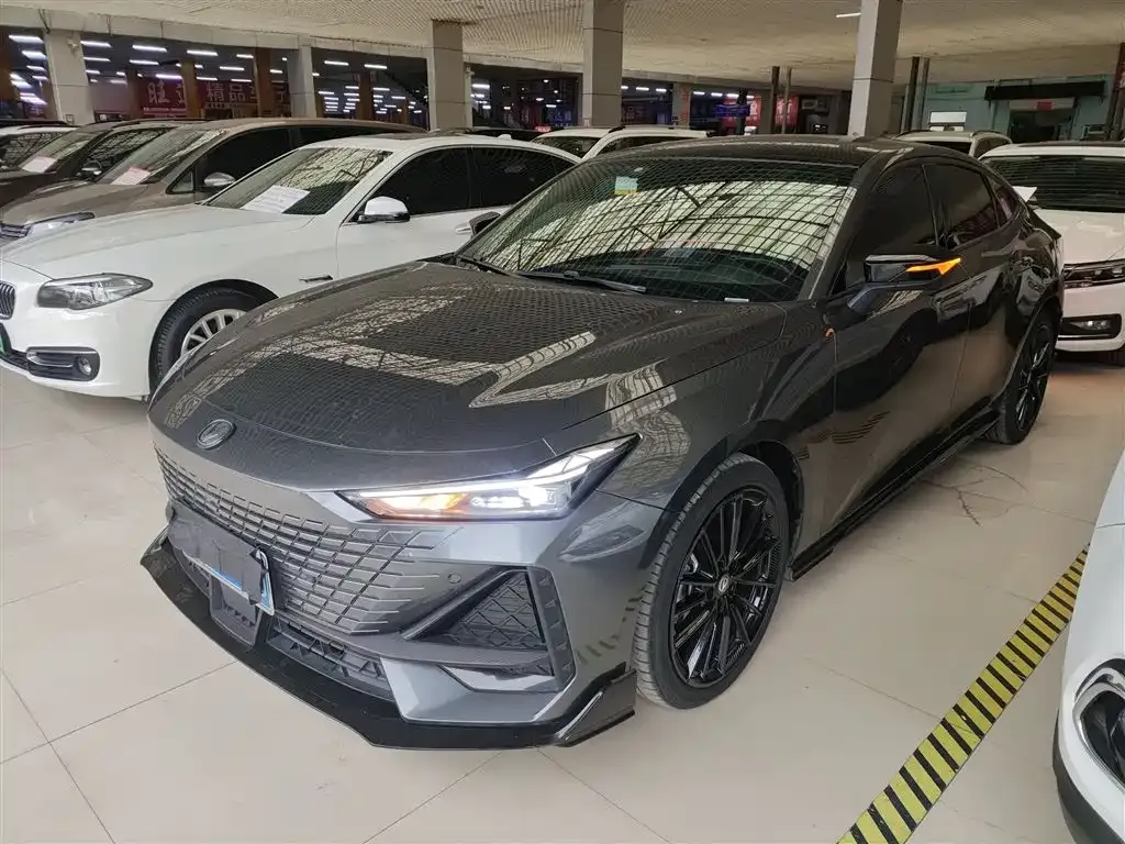 Changan UNI-V 2023 из CN, фото 1