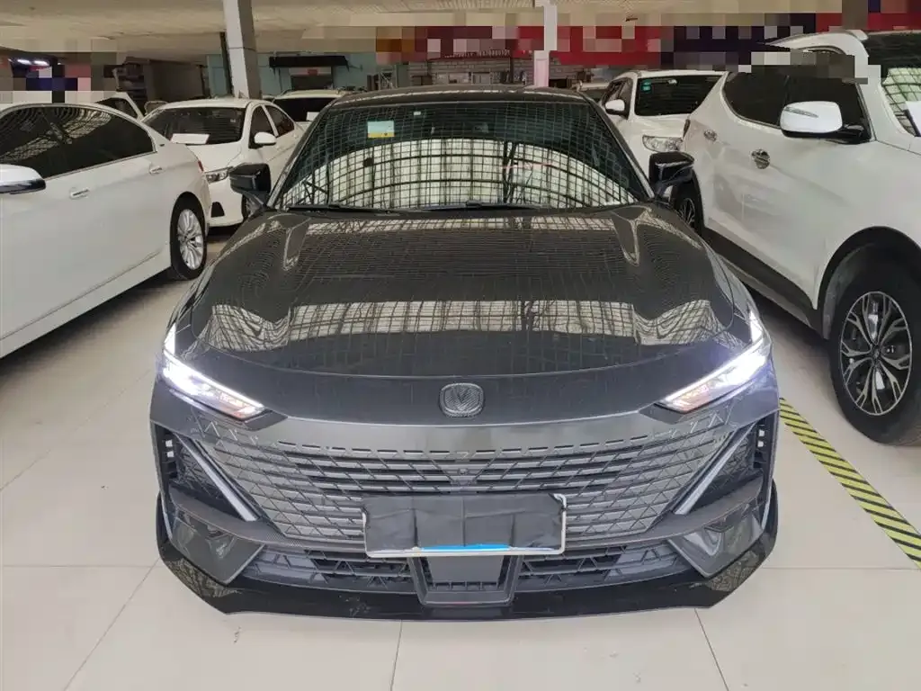 Changan UNI-V 2023 из CN, фото 3