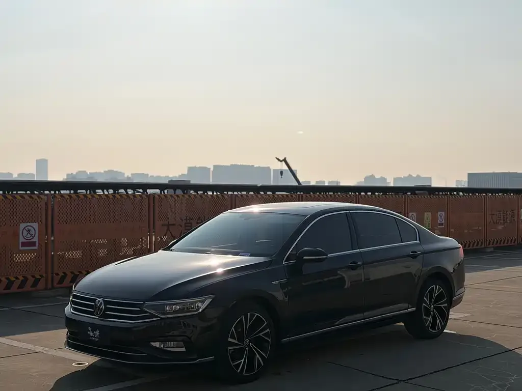 Volkswagen Magotan 2022 из CN, фото 1