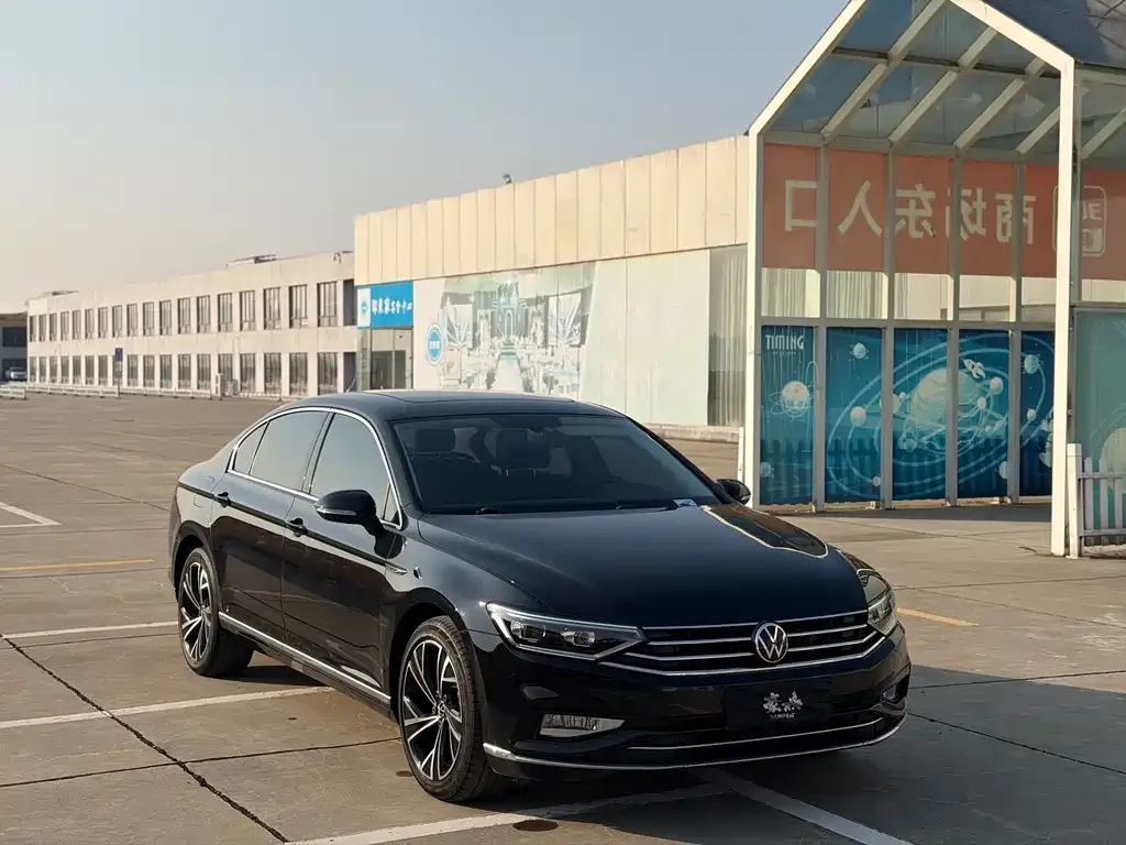 Volkswagen Magotan 2022 из CN, фото 8