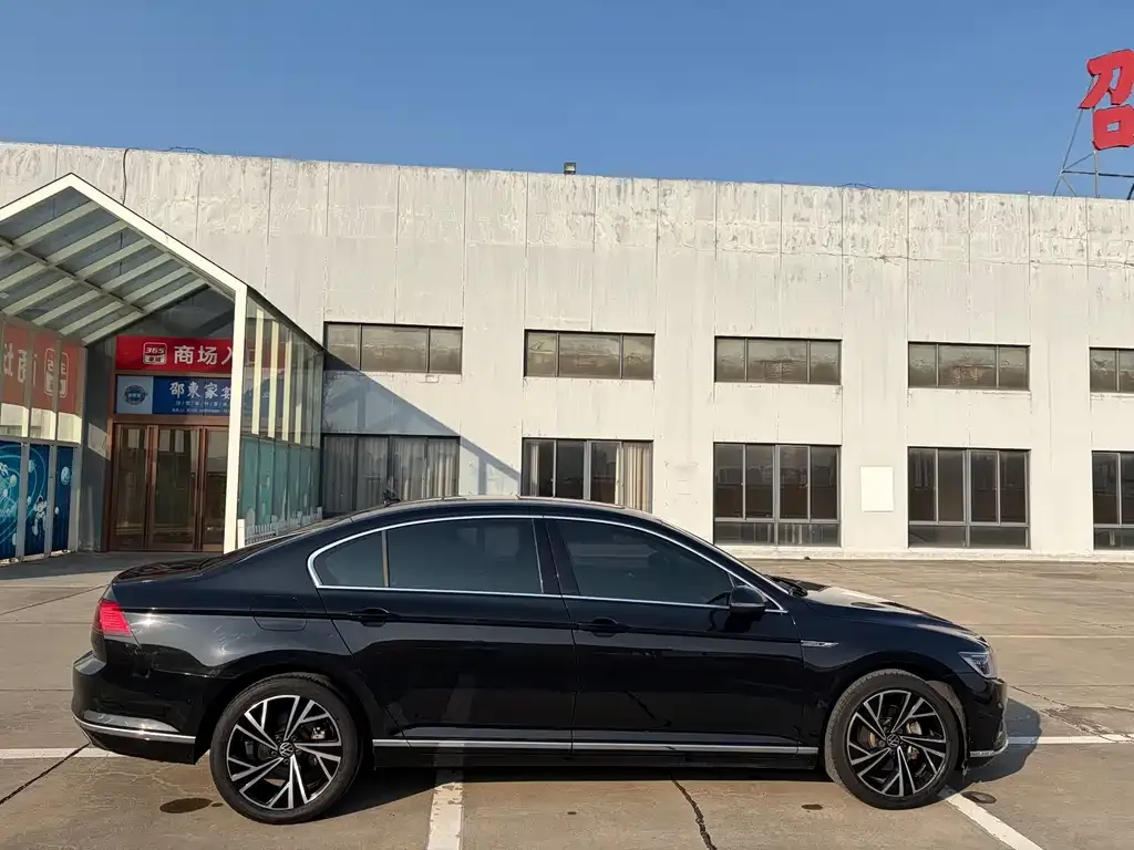 Volkswagen Magotan 2022 из CN, фото 7